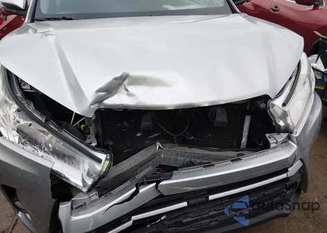 2017 Toyota Highlander Xle from USA, damaged, VIN 5TDJZRFH3HS373828